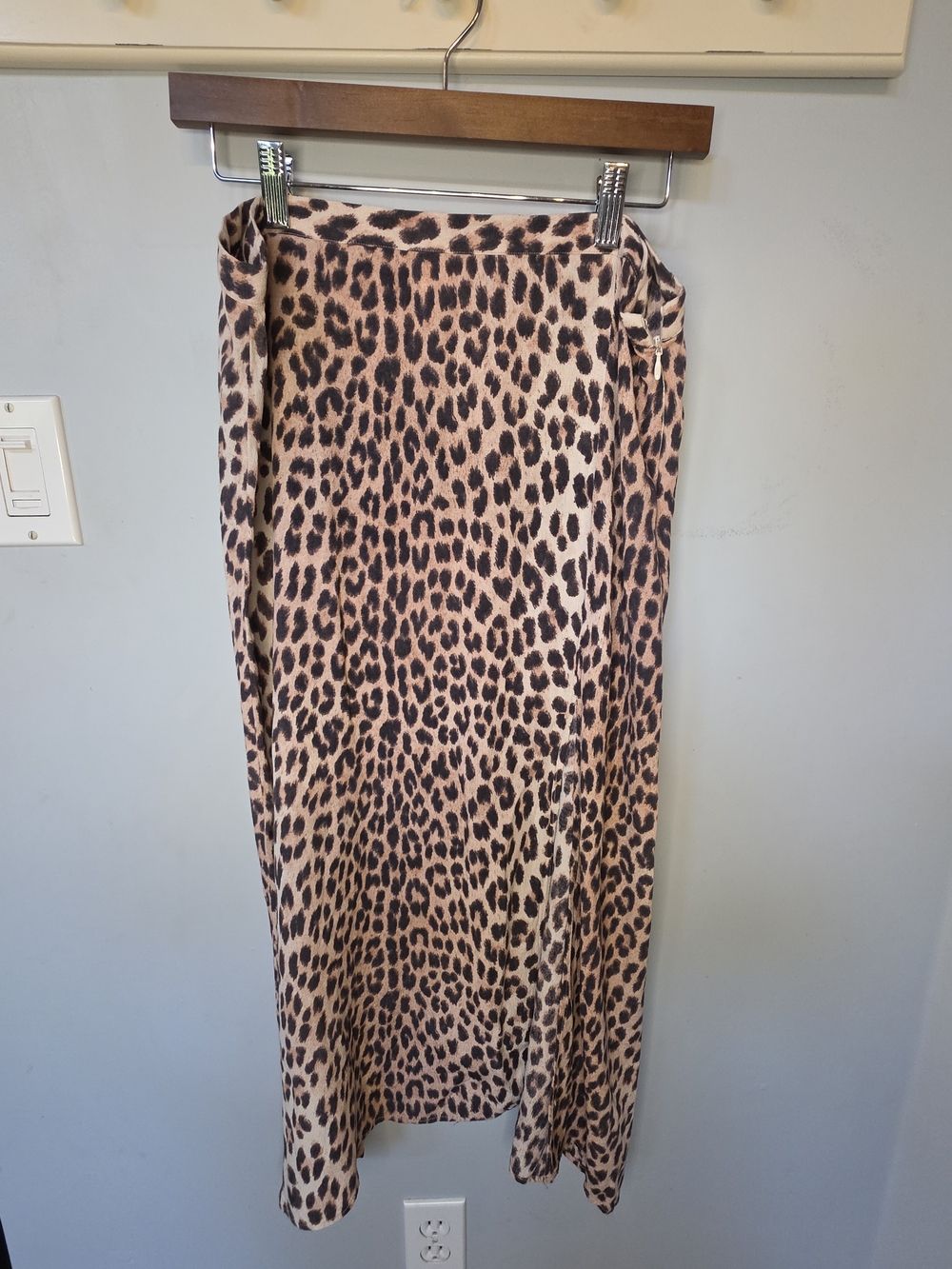 H&M Leopard Print Maxi Skirt Front Slit Side Zip Size 14